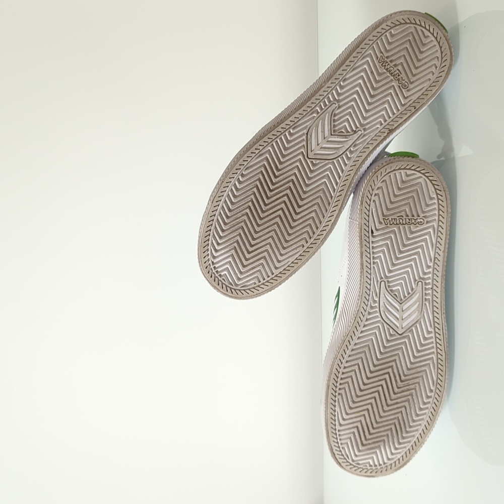 Cariuma Salvas sneakers - Picture 12 of 13